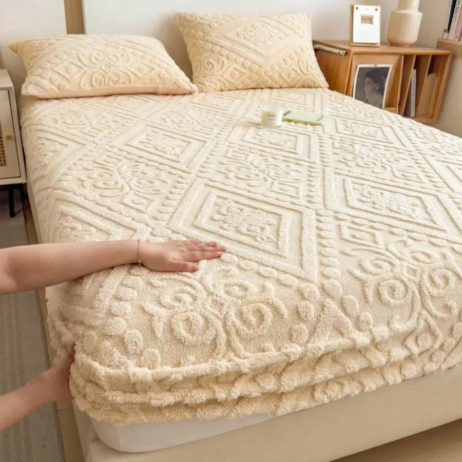 Vintage European Floral Pattern Velvet Fitted Sheet, Extra Deep Pocket Fits 6-12 Inch Mattress