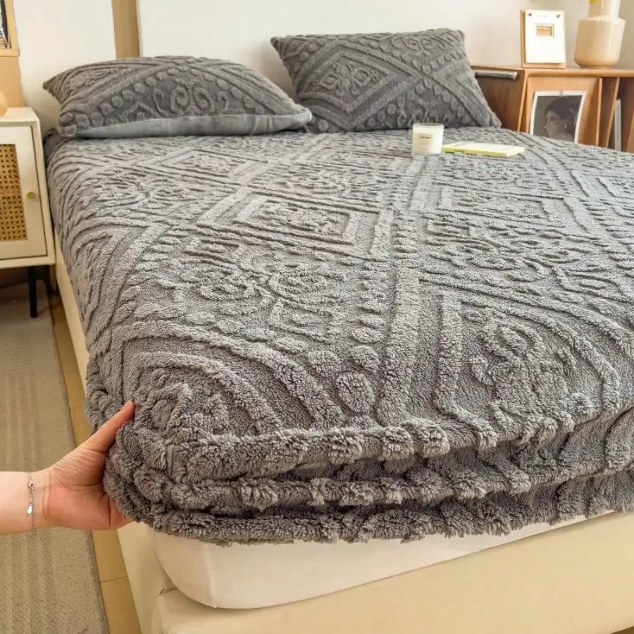 Vintage European Floral Pattern Velvet Fitted Sheet, Extra Deep Pocket Fits 6-12 Inch Mattress